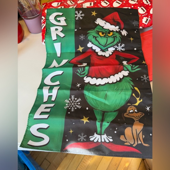 Other - Grinch Holiday Garden Flag - Green Red Black